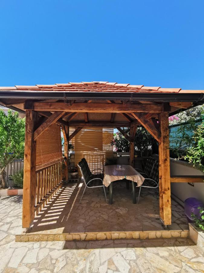 Apartmani Trupeljak Mandre Buitenkant foto