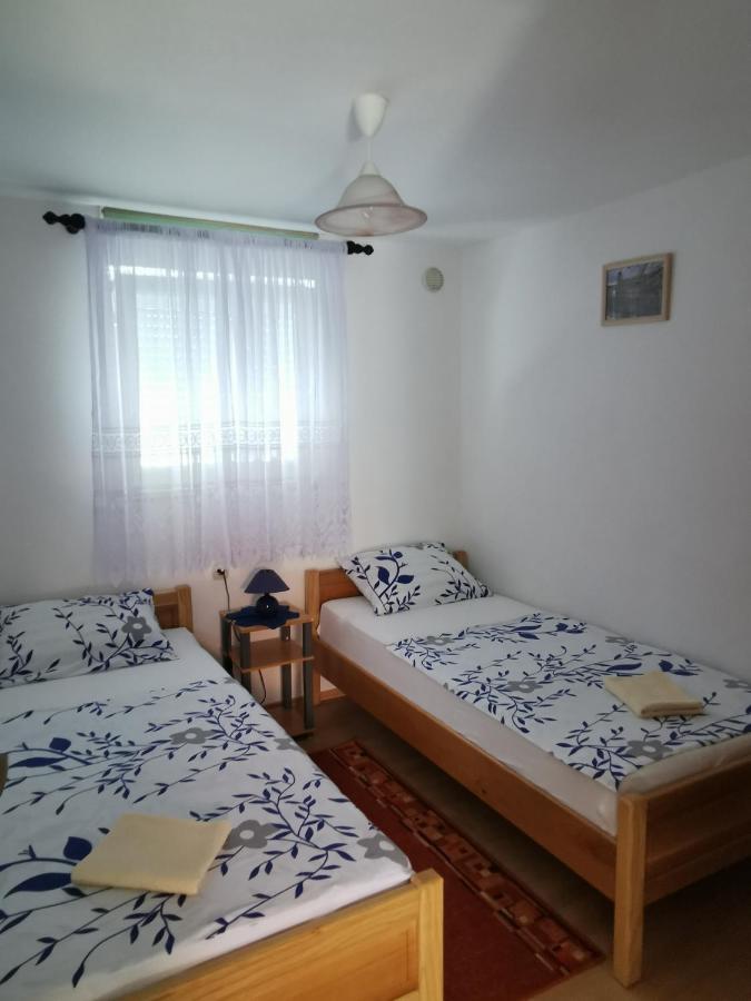 Apartmani Trupeljak Mandre Buitenkant foto