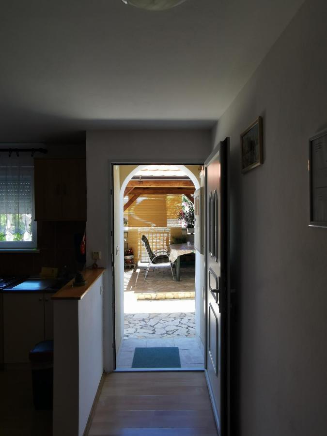 Apartmani Trupeljak Mandre Buitenkant foto