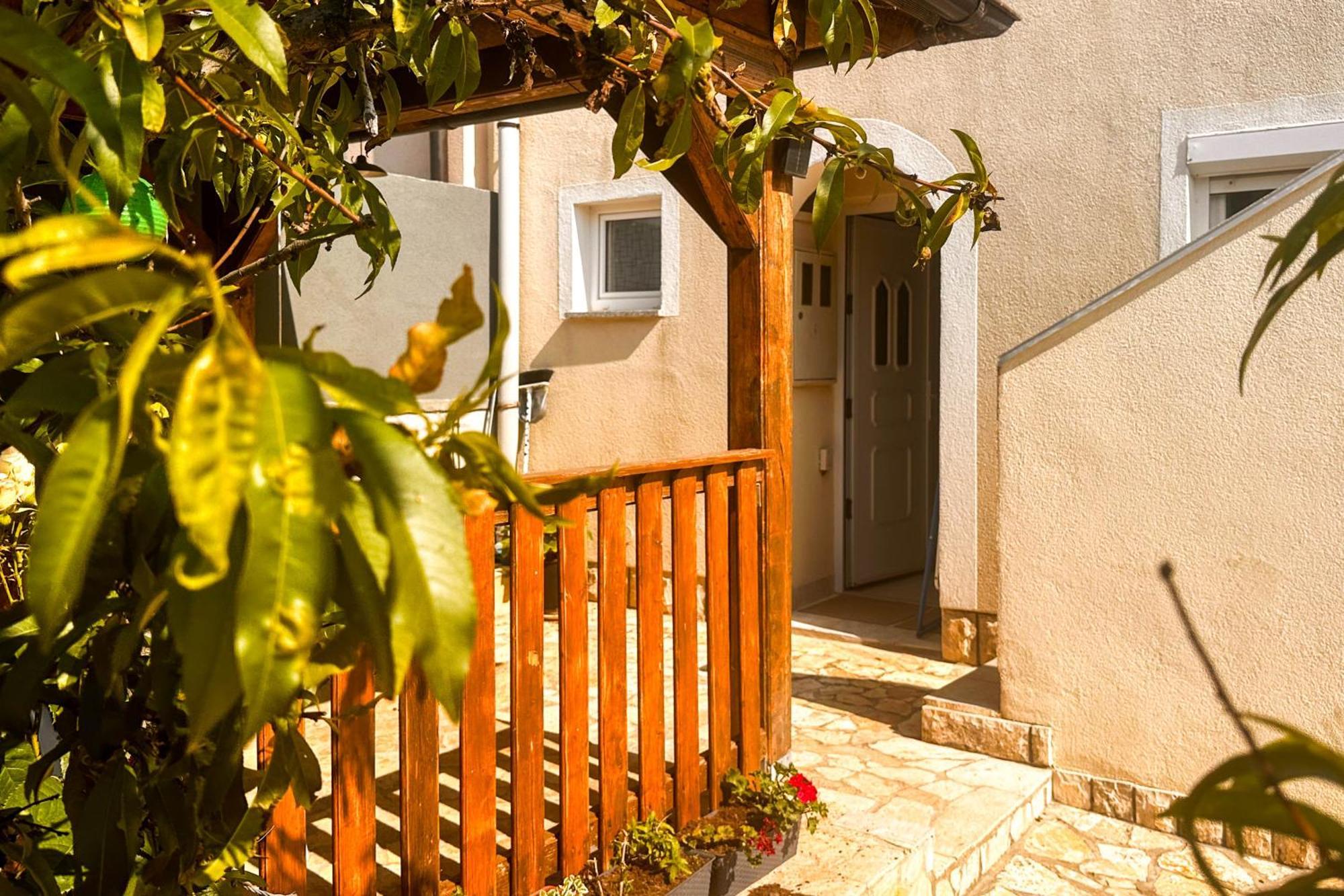 Apartmani Trupeljak Mandre Buitenkant foto